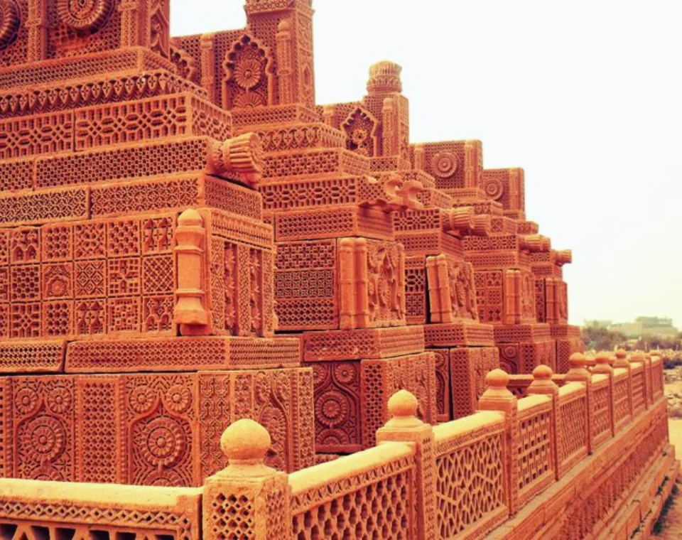 You are currently viewing Chaukhandi Tombs, Karachi