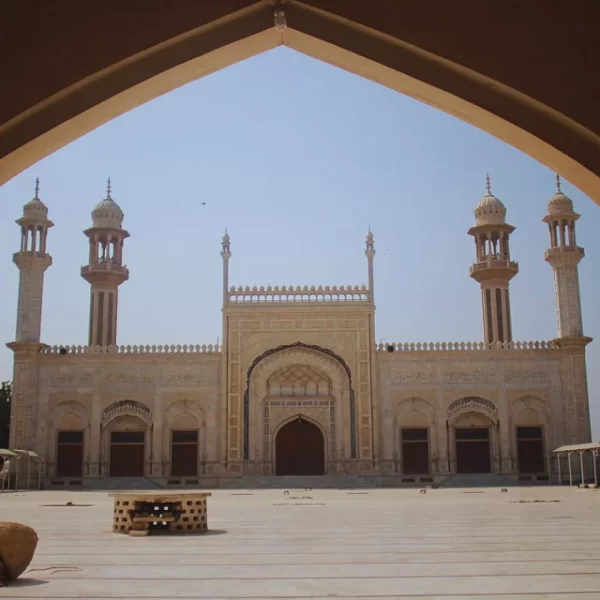 Read more about the article Al-Sadiq Masjid, Bahawalpur