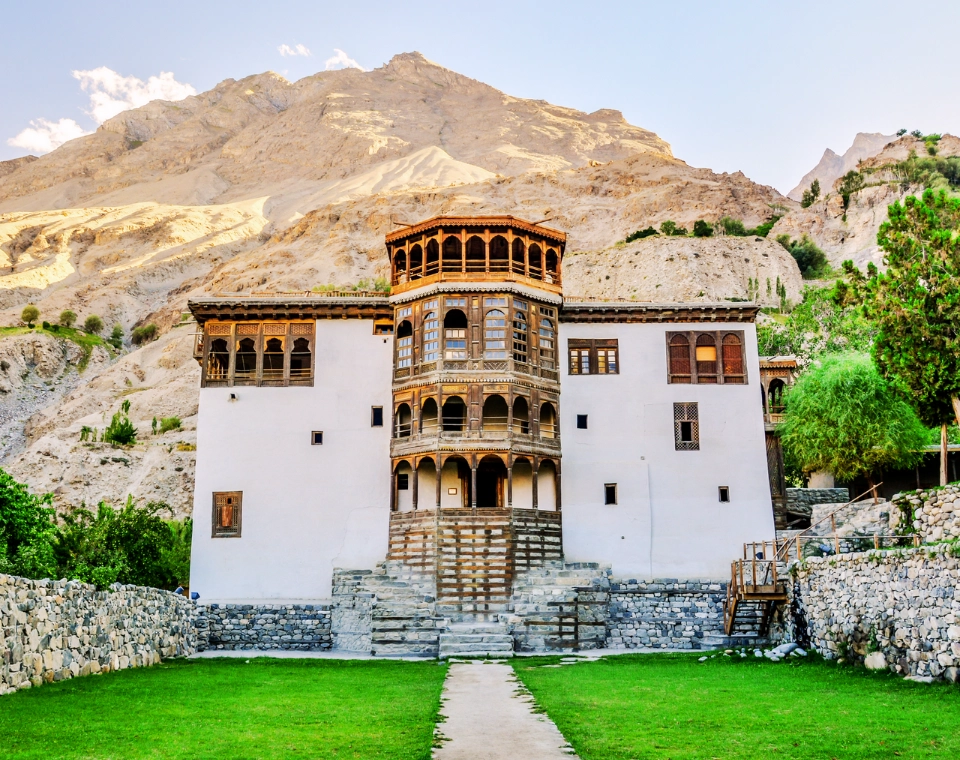 Read more about the article Serena Khaplu Fort, Gilgit