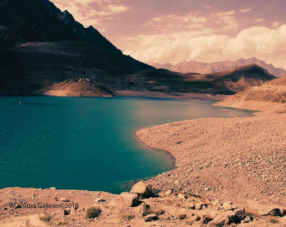 Read more about the article Satpara Lake