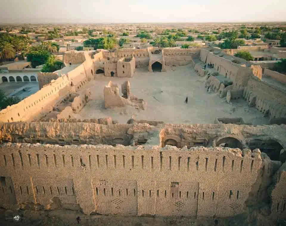 Read more about the article Kharan Fort, Baluchistan