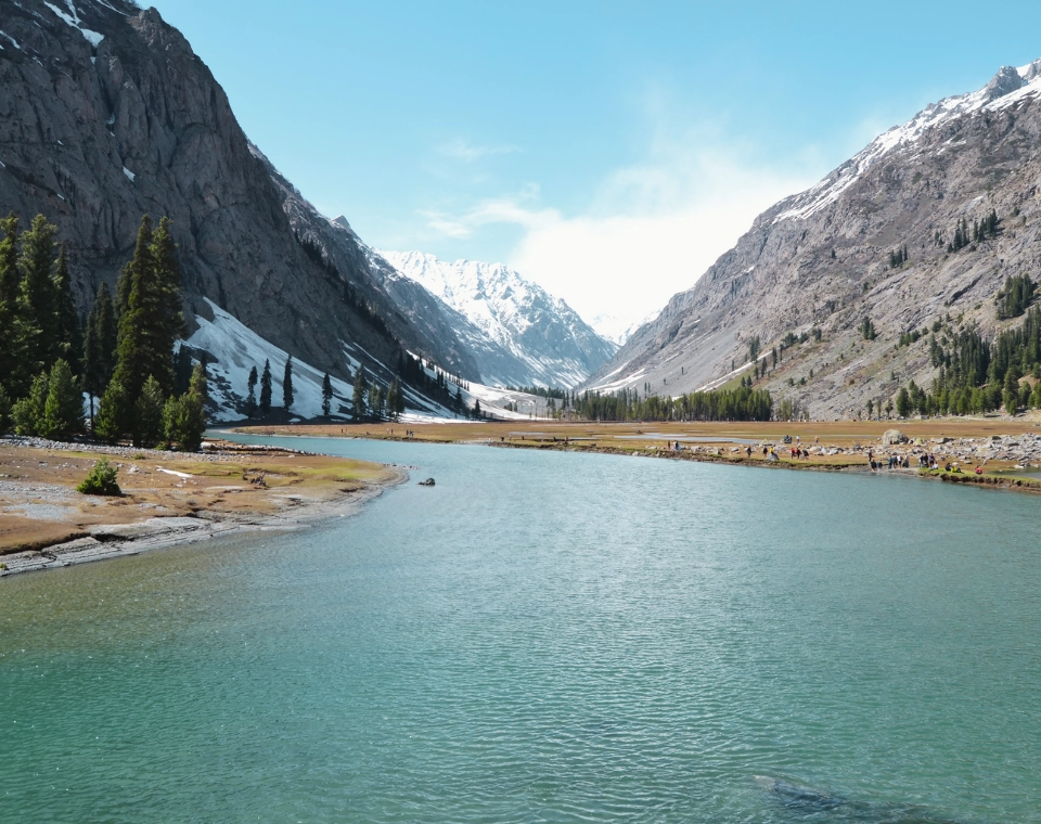 Read more about the article Mahodand Lake