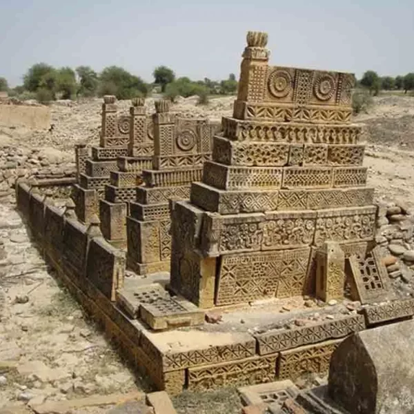 Read more about the article Nausherwani Tombs, Kharan, Baluchistan