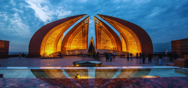 pakistan monument museum