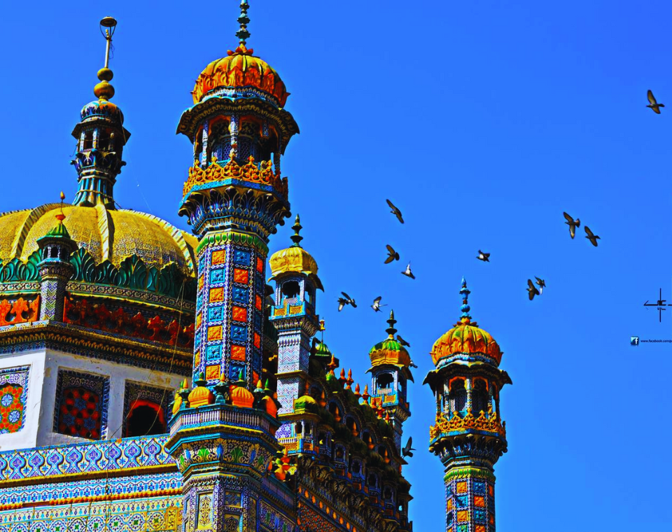 Read more about the article Shrine of Sachal Sarmast, Khairpur