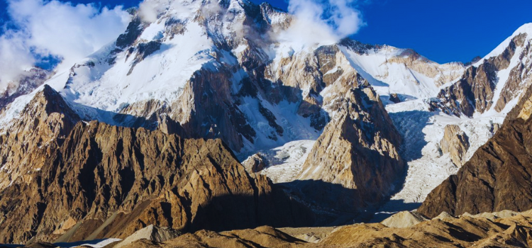 Read more about the article Top 10 Beautiful Mountains in Pakistan in 2024